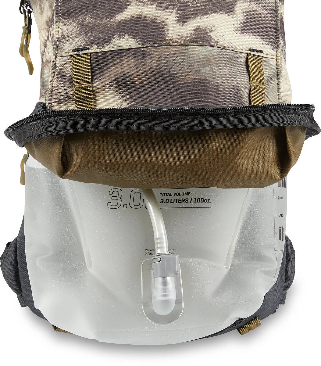 Dakine Drafter 10L Bike Hydration Backpack 6 Dakine Drafter 10L Bike Hydration Backpack - Image 4